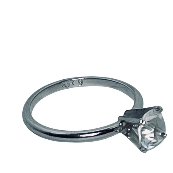 Uncas Silver Tone Solitaire CZ High Prong Engagement Ring Signed Sz 9 (R1) - Picture 5 of 5
